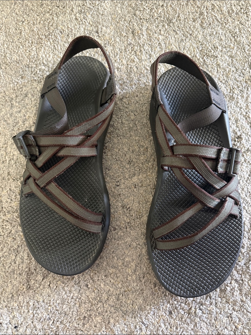 Men's Chaco Strapped Sport Sandals, green and black size 12, barely worn.